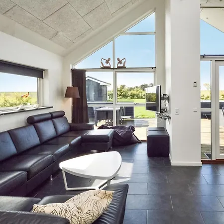 4 Bedroom Gorgeous Home In Haderslev