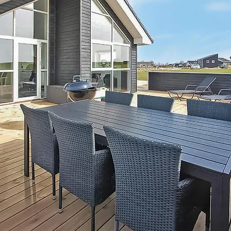 4 Bedroom Gorgeous In Haderslev * Flovt