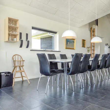 Holiday home 4 Bedroom Gorgeous In Haderslev *
